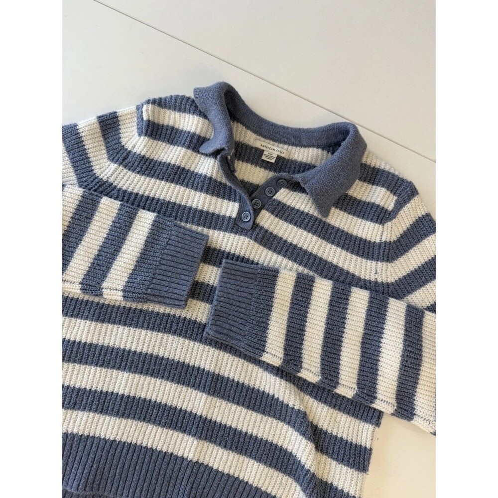 American Eagle Sweater Womens Large Blue and white Striped Long Sleeve Casual